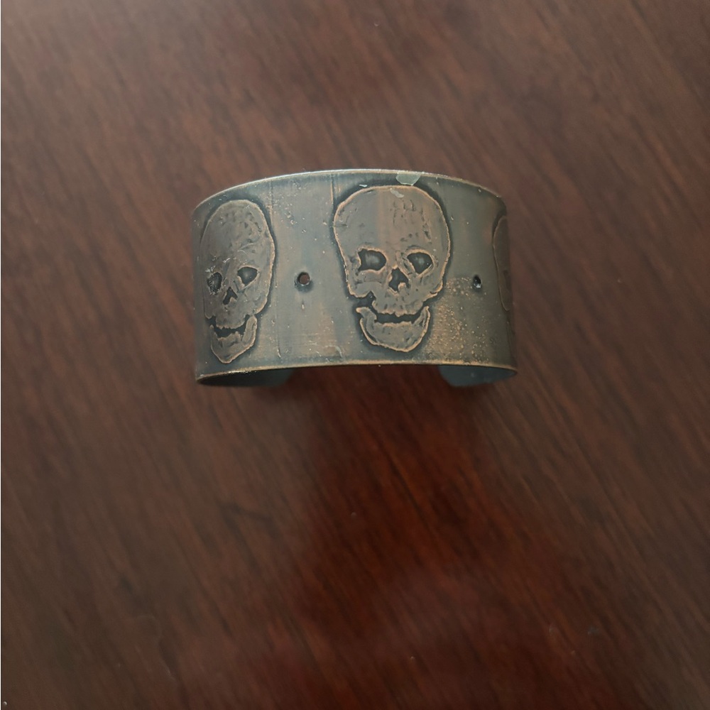Skull Design Cuff Bracelet - Copper/Black